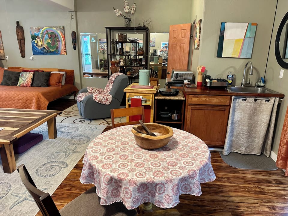 The studio has just about everything you need to enjoy genuine home cooked meals