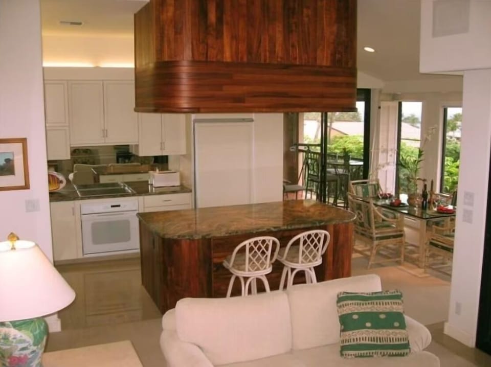 Kitchen and dining table