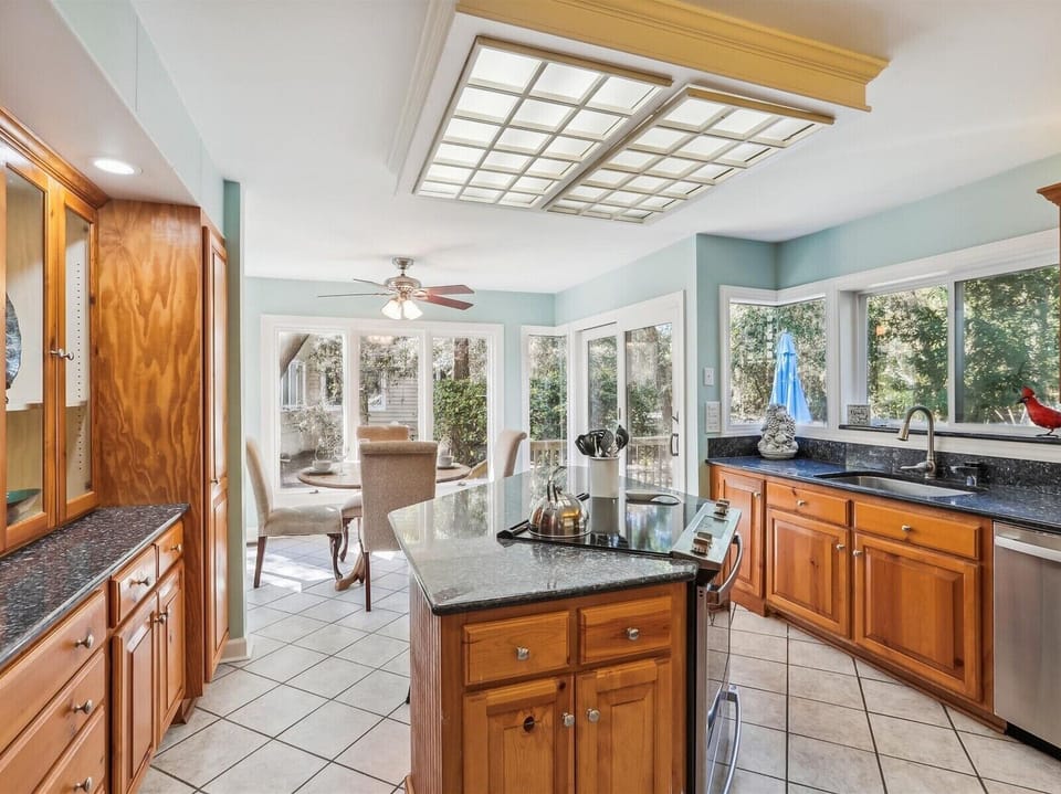 Kitchen at 2 Red Cardinal