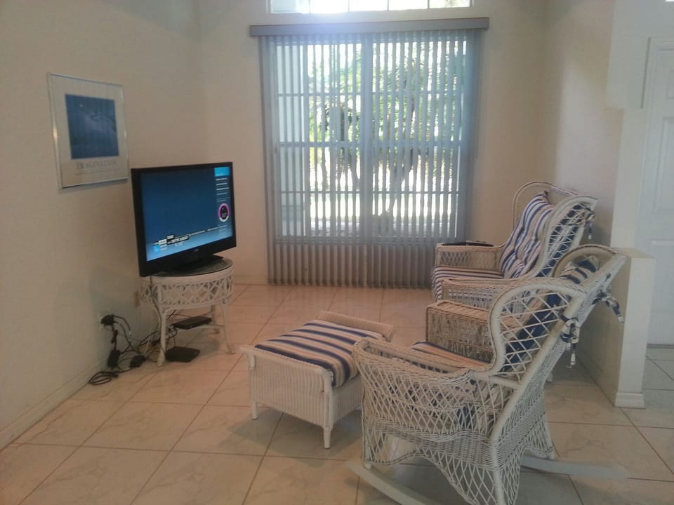TV   - media area 