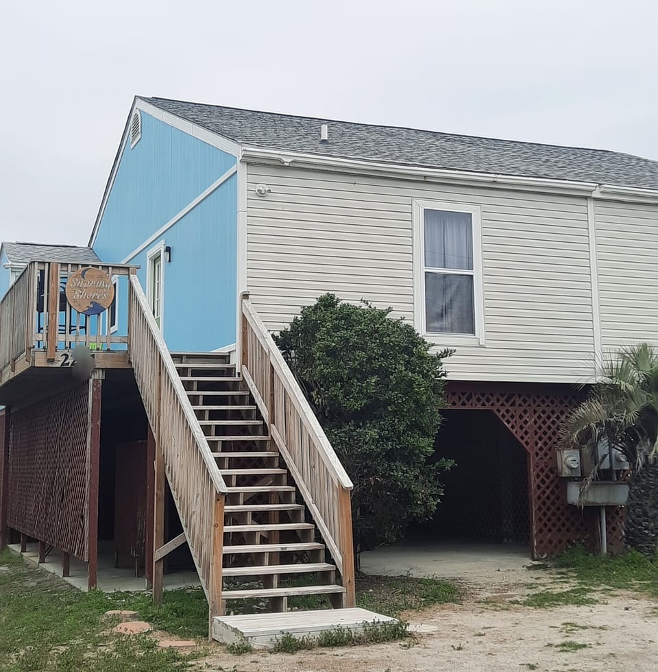Front of Snoring Shores 