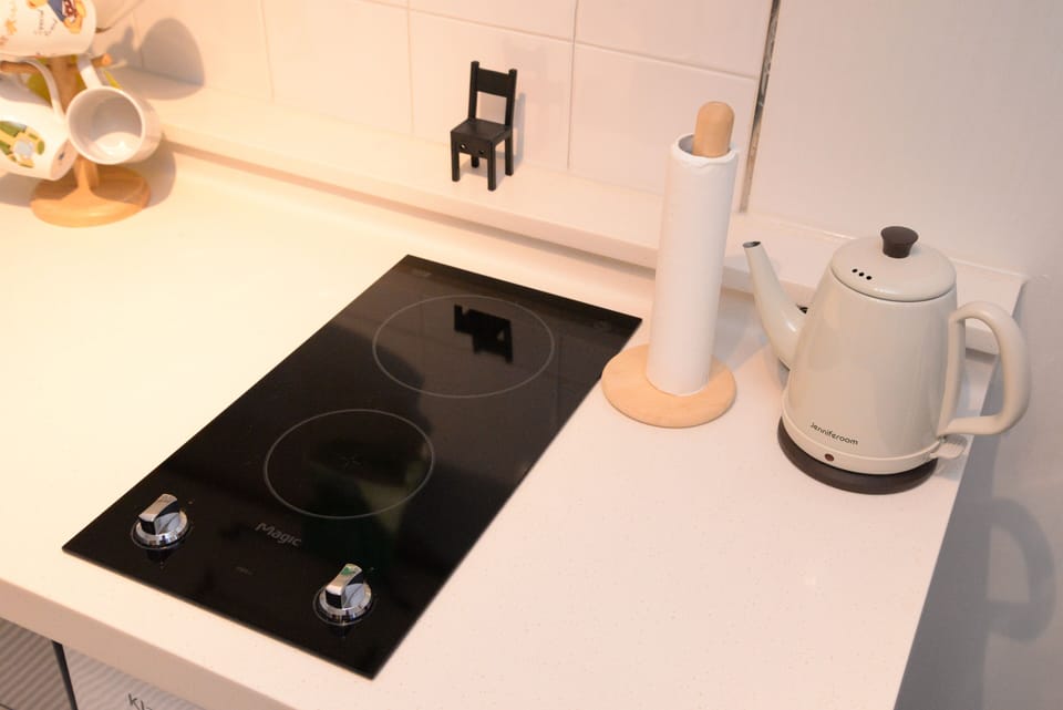 Wireless hot kettle