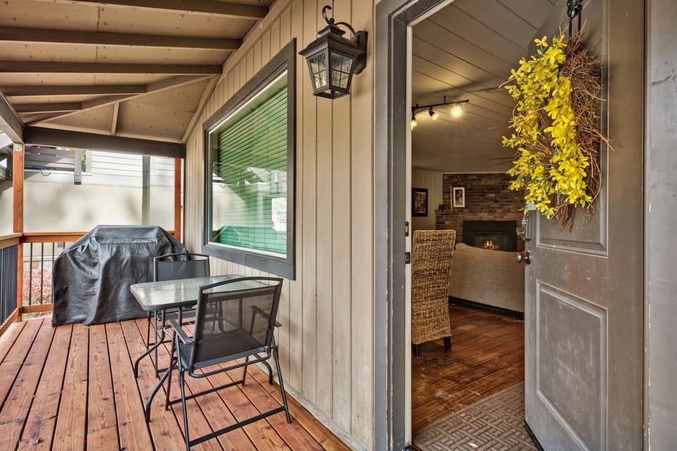 House opens to Living room, kitchen, Dining; 3 Bedrooms, bath upstairs