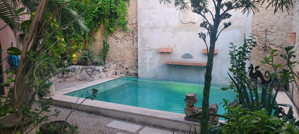 Pool area with Chaac Mool