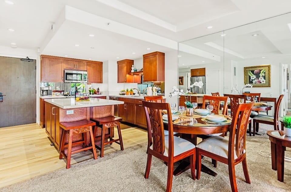 Hawaiian design new dining table