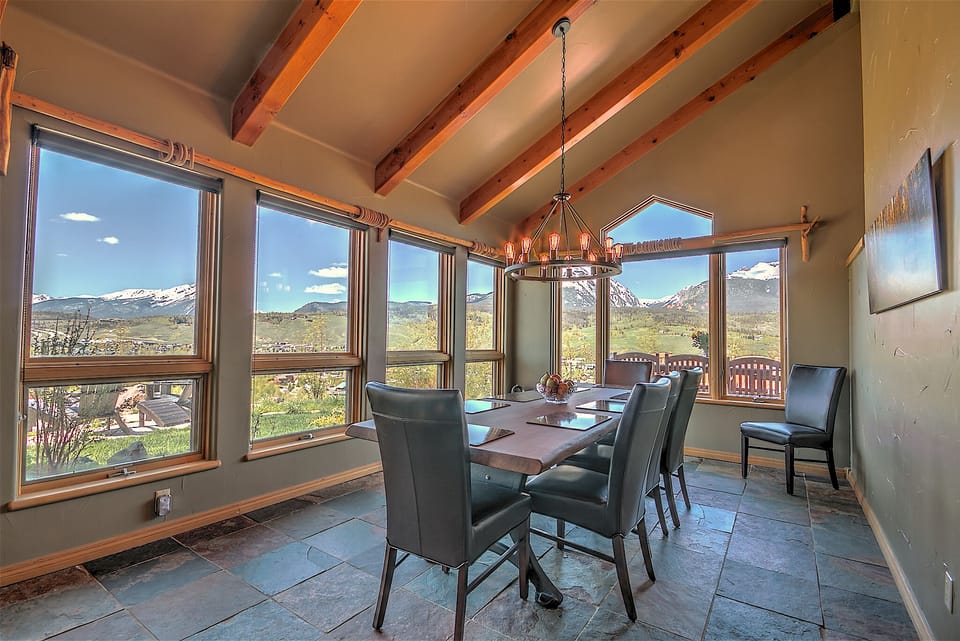 The unobstructed views may take your appetite away!