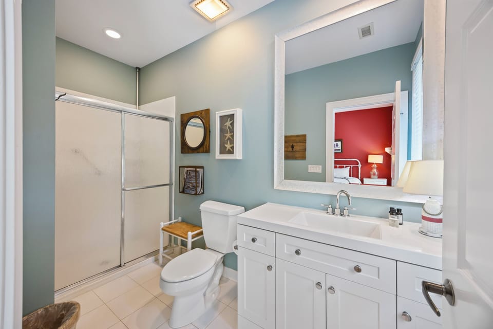 Bathroom 2: Standing Shower