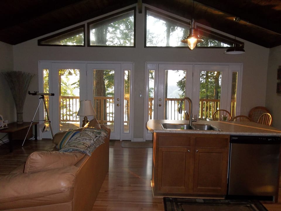 Open main living area with plenty of room to gather the entire family!