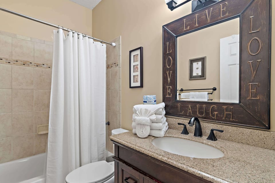 Bathroom with Shower/Tub Combo
