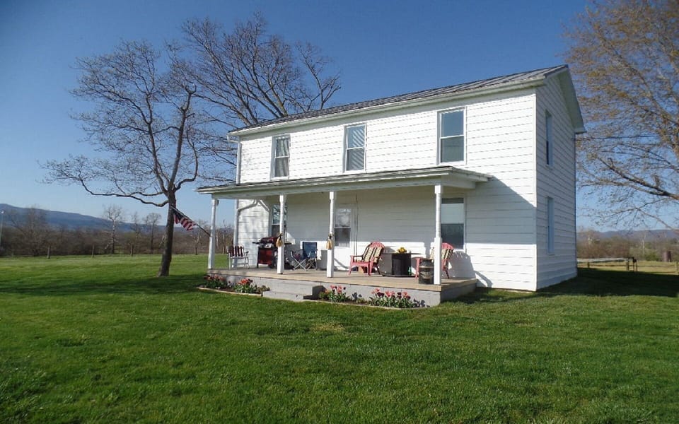 Frontal view of the house.