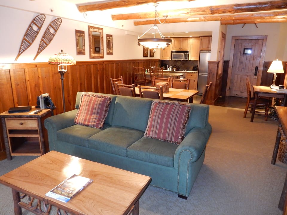 Living Room view of the dining and Kitchen areas