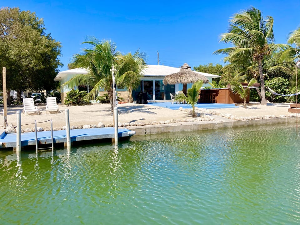 Plenty of room to dock your vessel (up to 40') right behind the house
