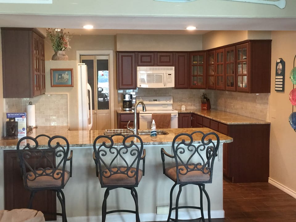 Featuring a large kitchen with all of the amenities.