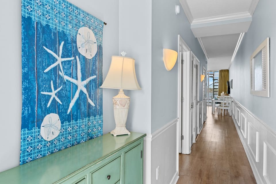 Sandpiper PH08 Entryway