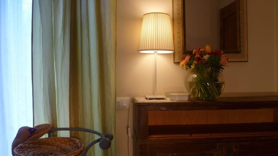 detail of the room
