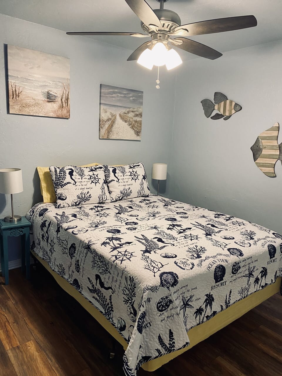 Queen Bed 