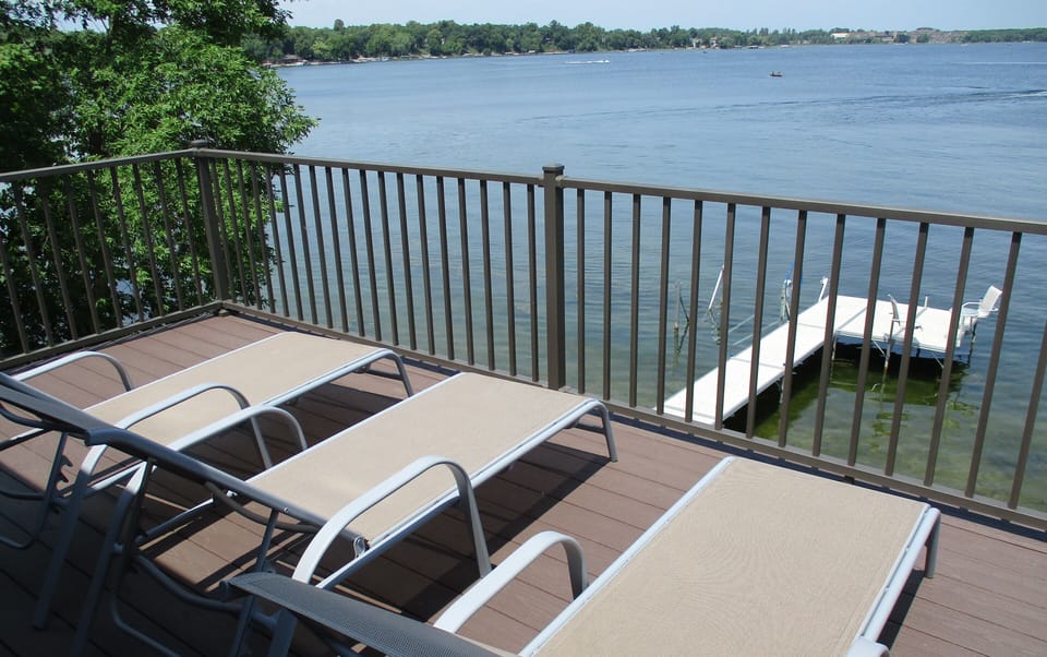 Upper deck
