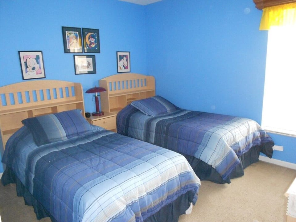 Twin Bedroom