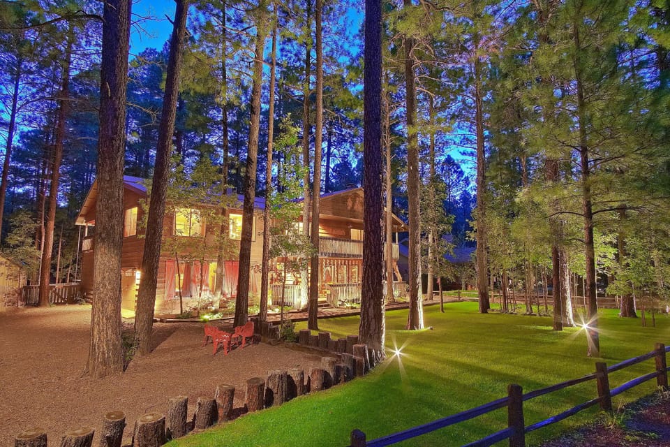 KOBEY'S SKI LODGE & GOLF RETREAT
