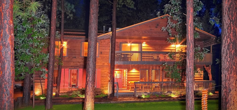 NORTHERN ARIZONA CABIN RENTALS hosted by The Kobey Family!