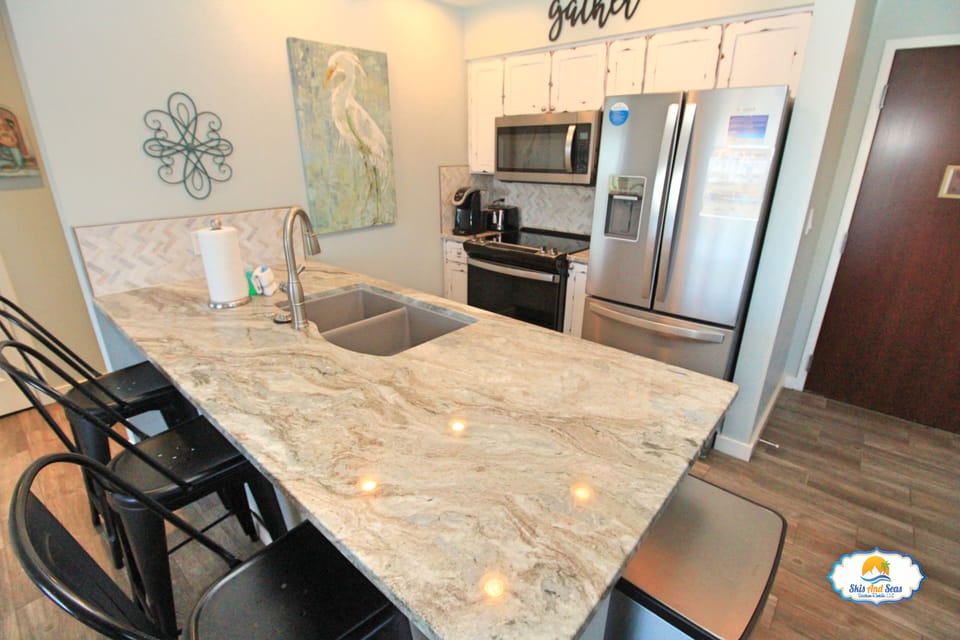 Tastefully remodeled unit