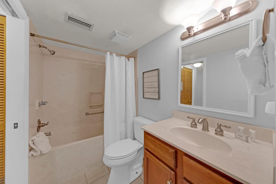 Master Bathroom 1 Part 2