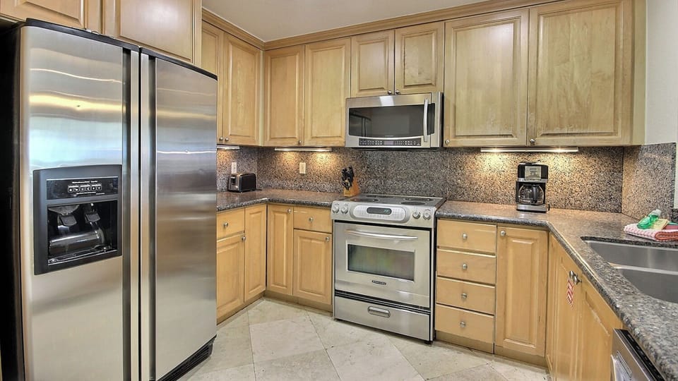 Kitchen - 2nd Floor
