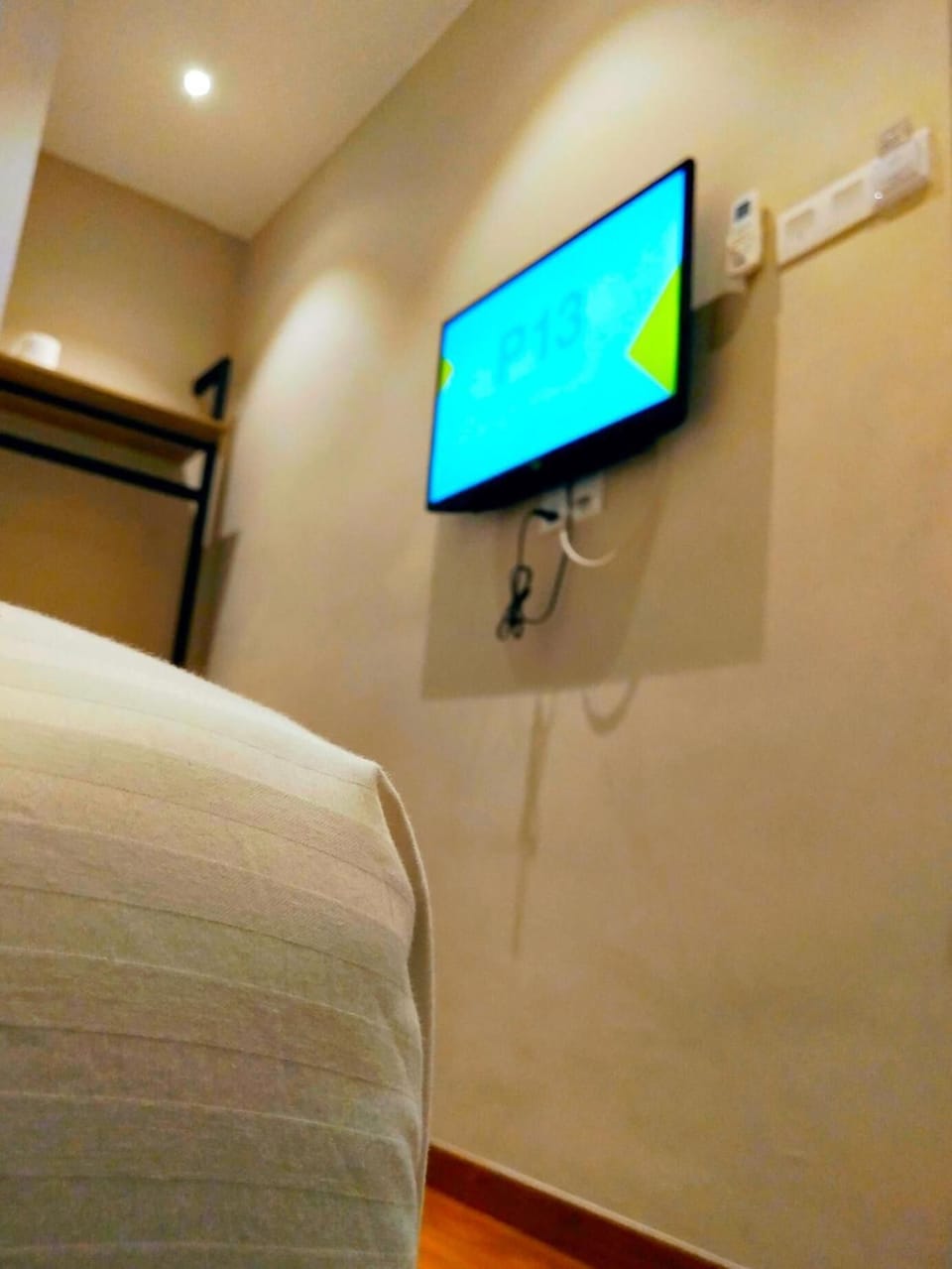 Desk, iron/ironing board, WiFi (free)