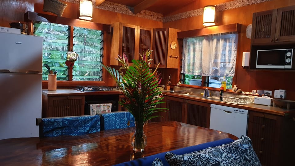 Dining area and kitchen 