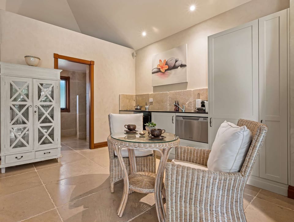 Dining-Kitchen