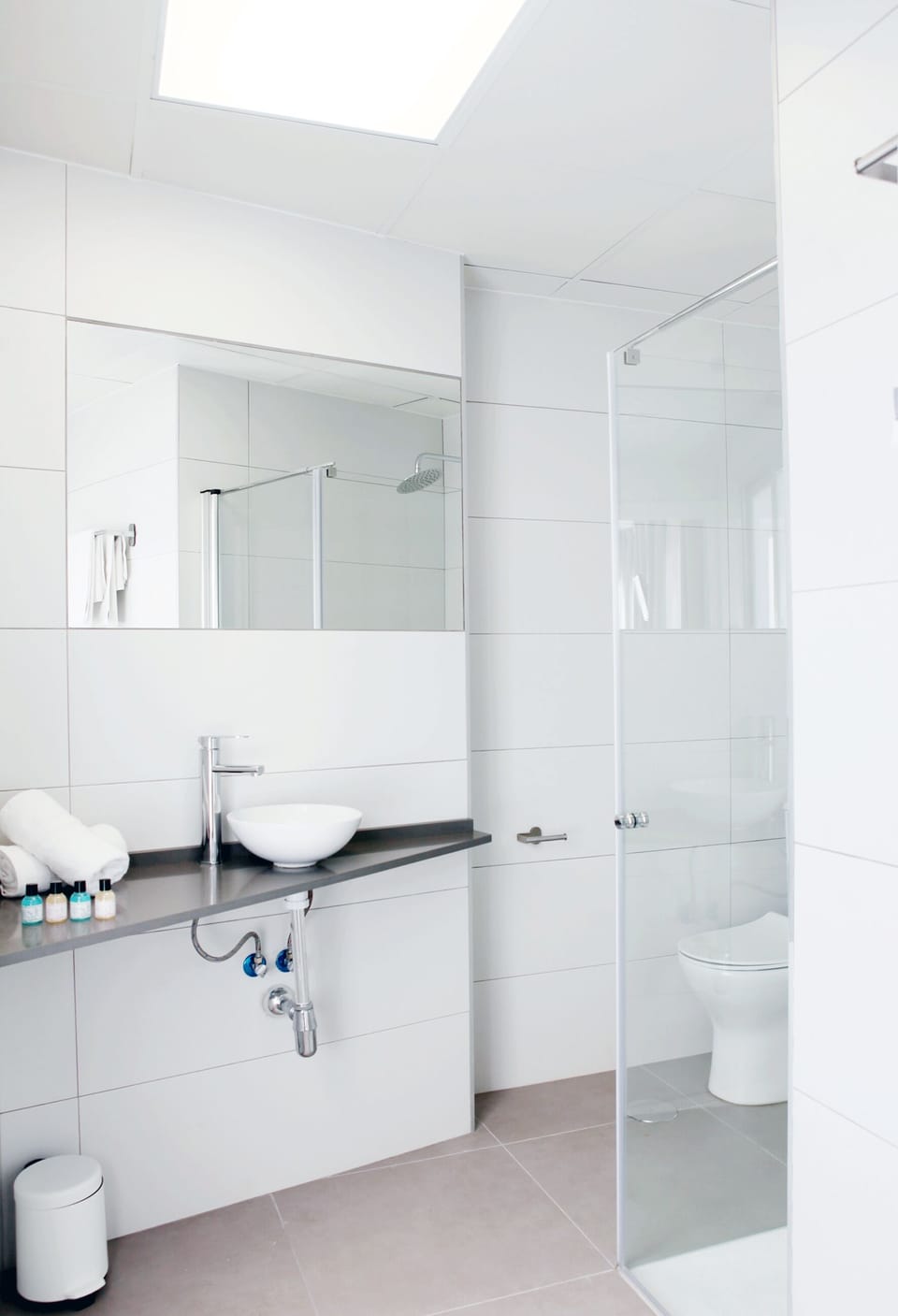 Towels, soap, shampoo, toilet paper