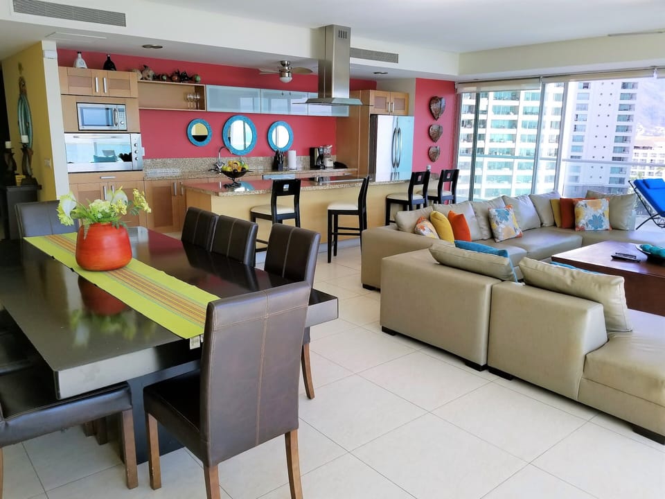 Prepare your favorite meals in a kitchen complete with top quality amenities.