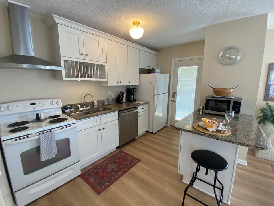 Modern functional kitchen