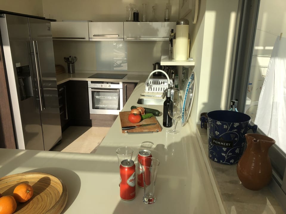 Fully equipped kitchen