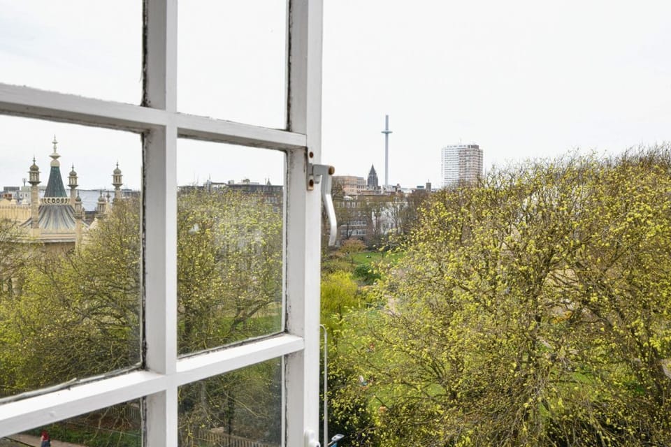 Views of the i360 in the distance and Royal Pavilion from the top bedroom