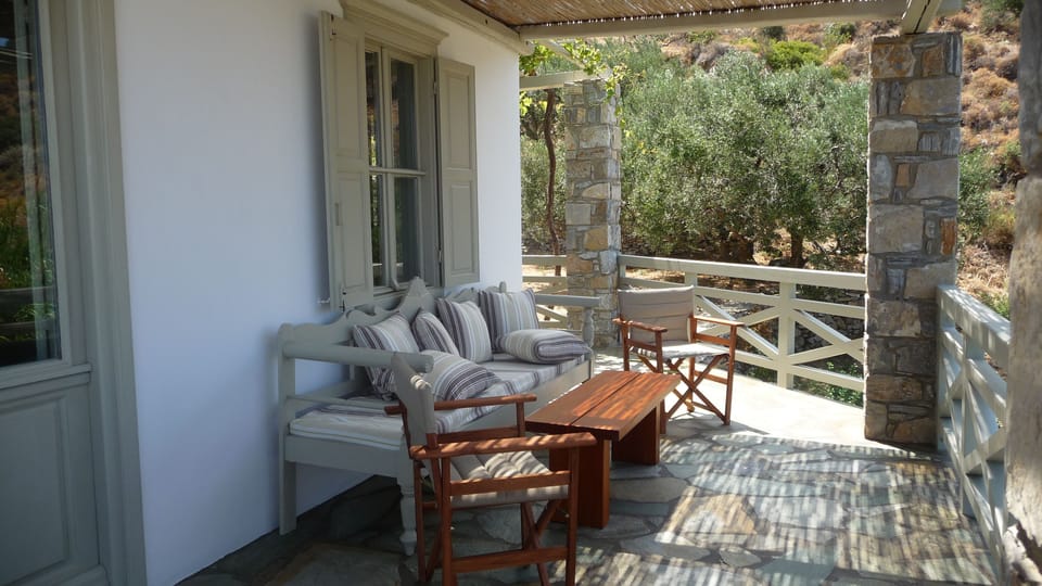Ground-floor veranda