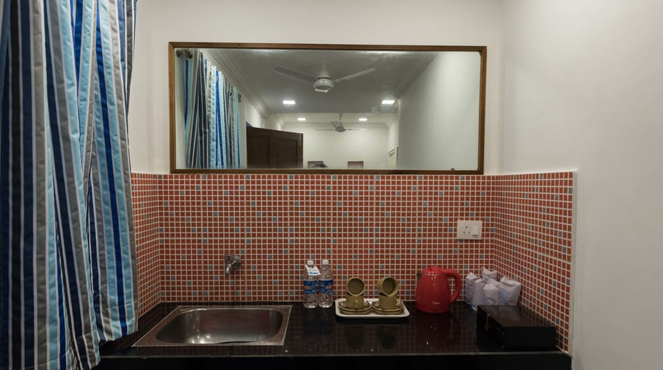 Pantry with Electric kettle and Sink
