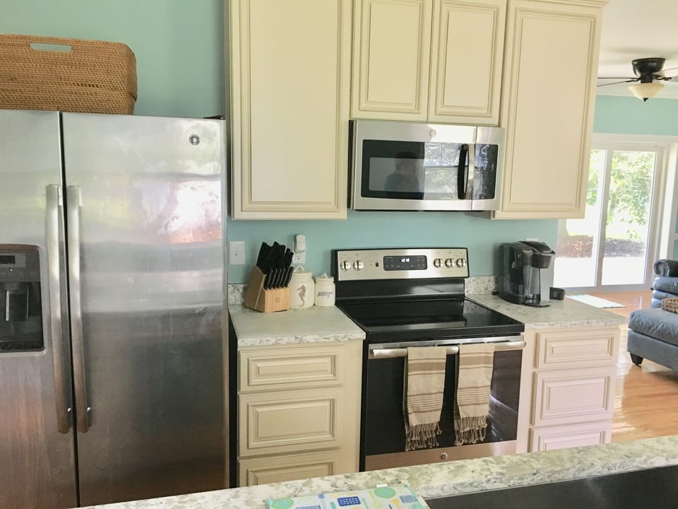Well equipped kitchen 