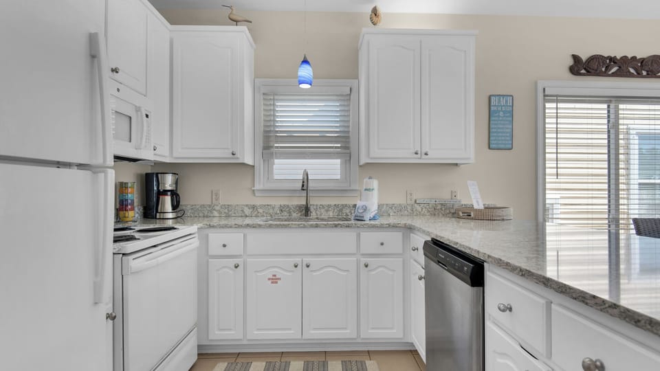 Breakaway Kitchen Area