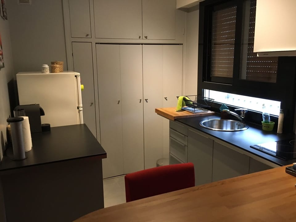 Full Kitchen 