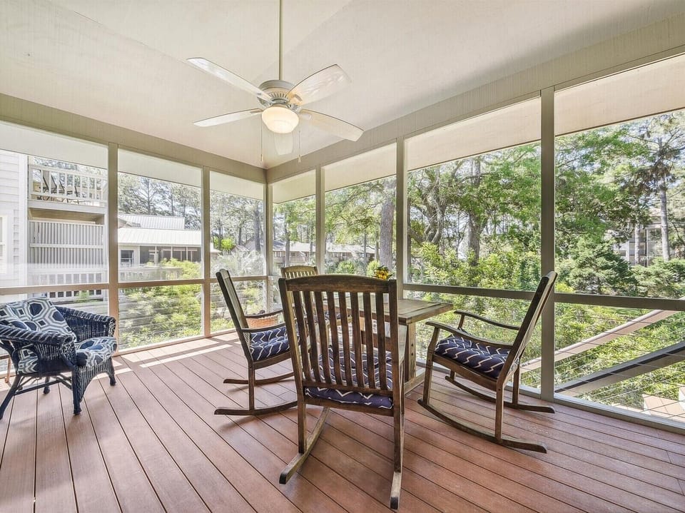 Screened Porch at 11 Beachside Drive