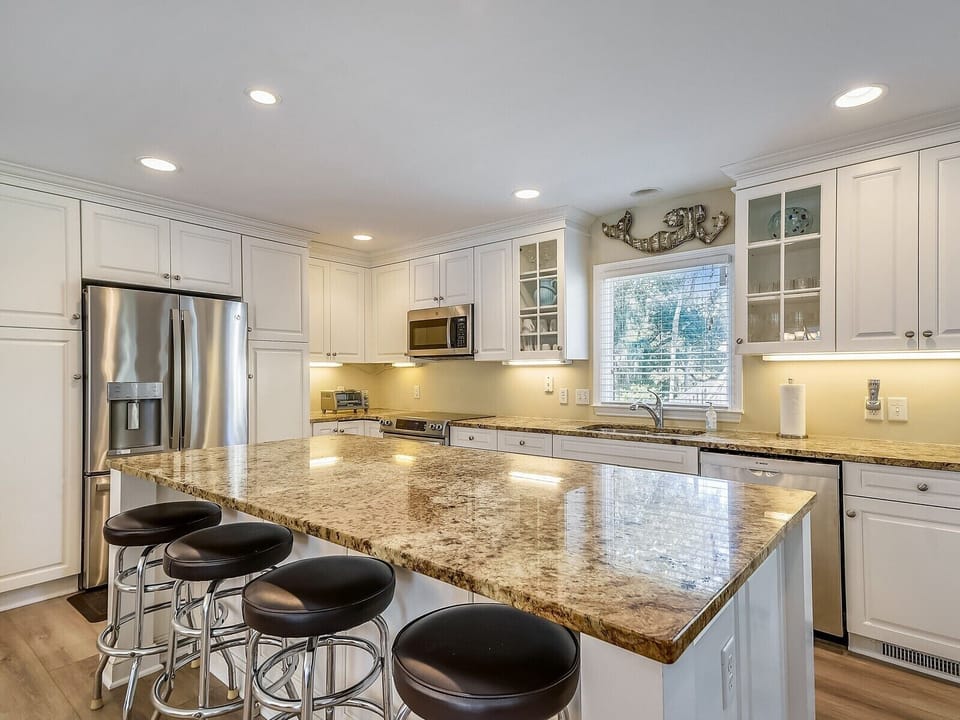 Updated Kitchen at 4 Driftwood