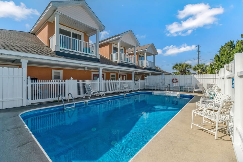 Refreshing Saltwater Pool. Has 400,000 BTU gas heater available for optional use