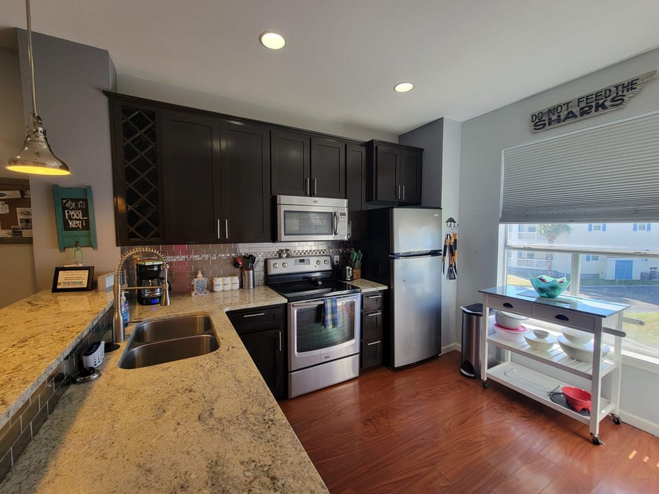 Fully equipped kitchen