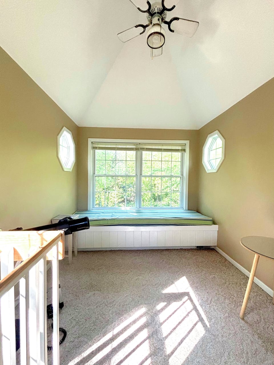 Crow's Nest is a private, comfy place to hang out!