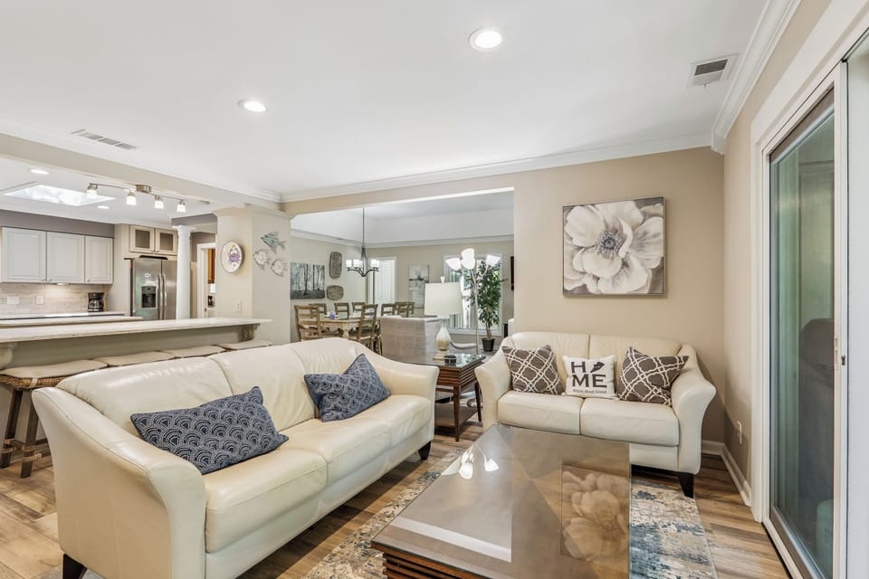 Living Area at 38 Battery