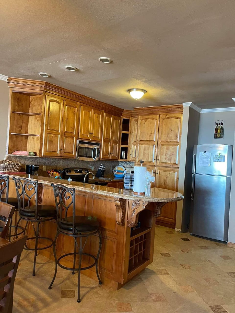 Kitchen & bar upstairs