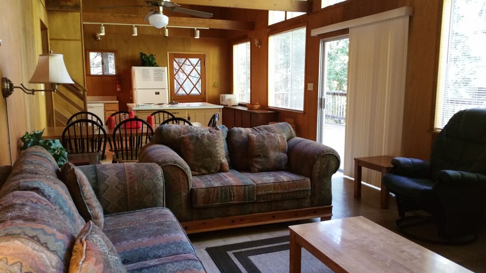 living room to dining, kitchen view