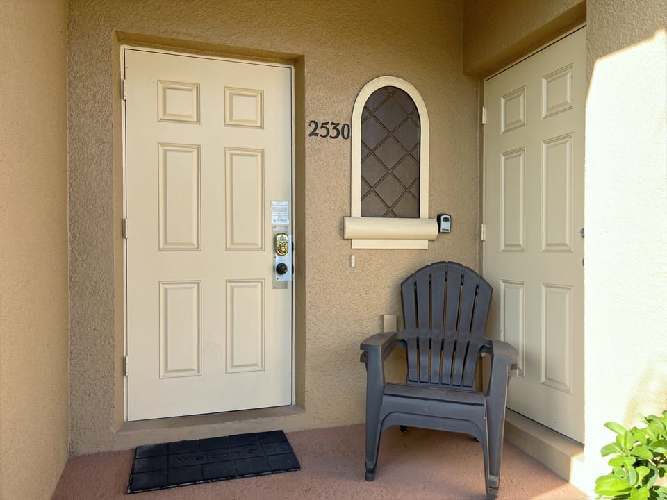 Beautiful 4 bed 3 bath townhome located in Regal Palms Resort &amp; Spa