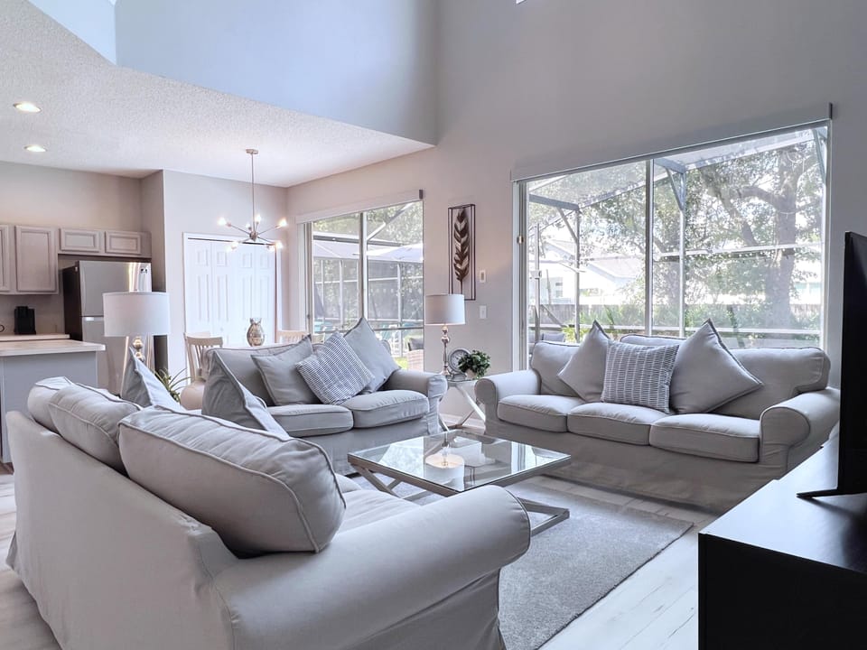 This villa has a total of 7 bedrooms.